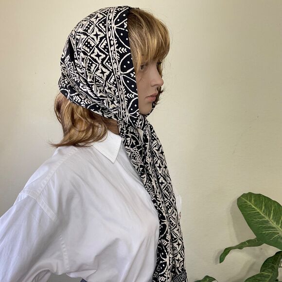 100 % SILK Mitra SCARF Women's 10”x 66” black /cream Rectangle Boho artsy print - Picture 7 of 9